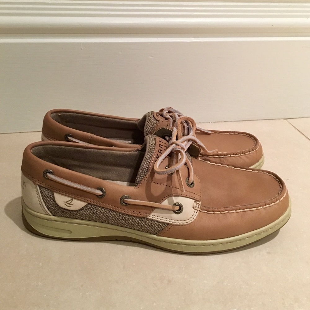Sperry Boat Shoes (women size 9)